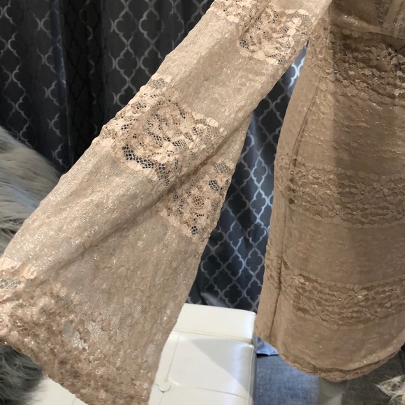 Stunning Dress,Intricate Low back design, Arden B - Picture 8 of 11